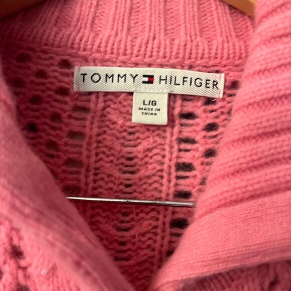 Vintage Tommy Hilfiger Angora Wool cable knit cardigan sweater. Size Large - Picture 4 of 10